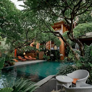 Fourteen Roses Boutique Hotel, Kuta Отель