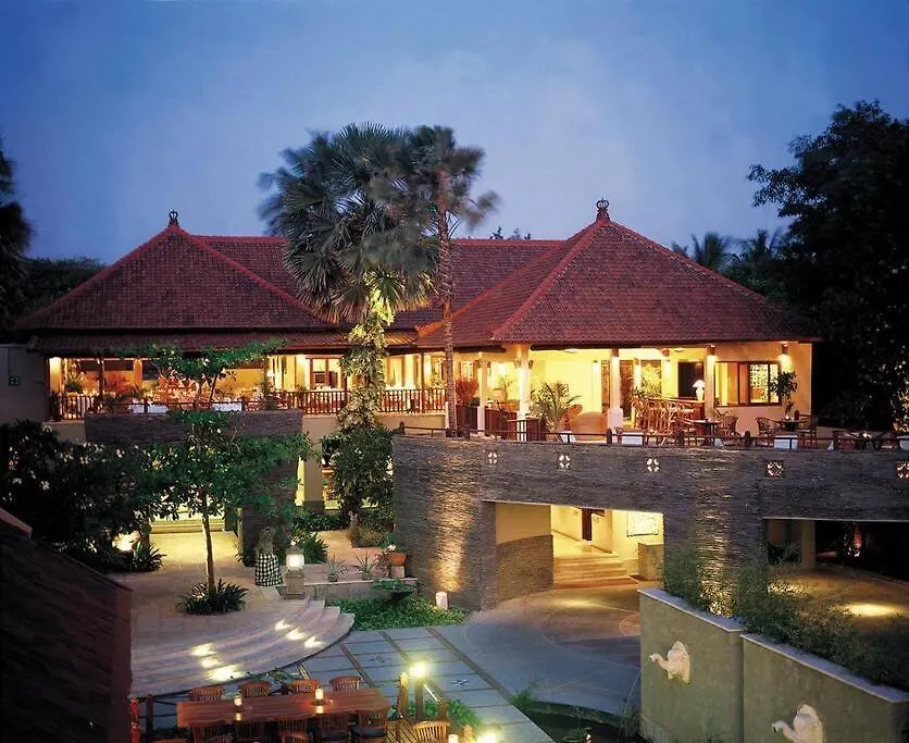 Beach Front Blue Sensation Kuta Beach Cyn Legian